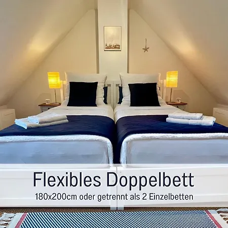 Reetdachhaus In Seenaehe, Ruhige Lage, Kamin & Terrasse *