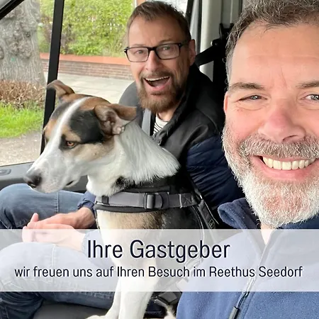 Vakantiehuis Reetdachhaus In Seenaehe, Ruhige Lage, Kamin & Terrasse