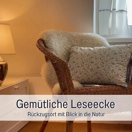 Vakantiehuis Reetdachhaus In Seenaehe, Ruhige Lage, Kamin & Terrasse